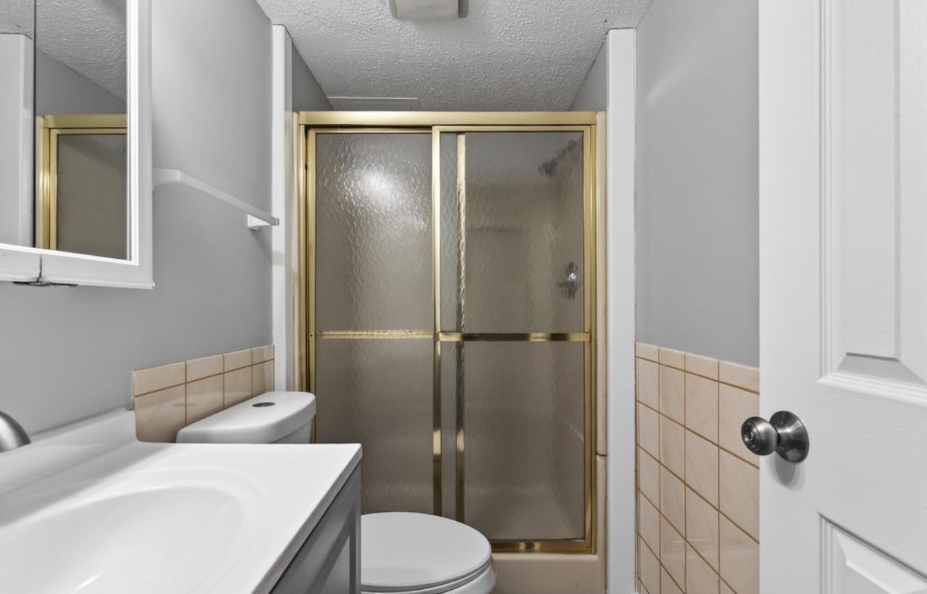 Modern Bathroom Turnover With Painted Walls
