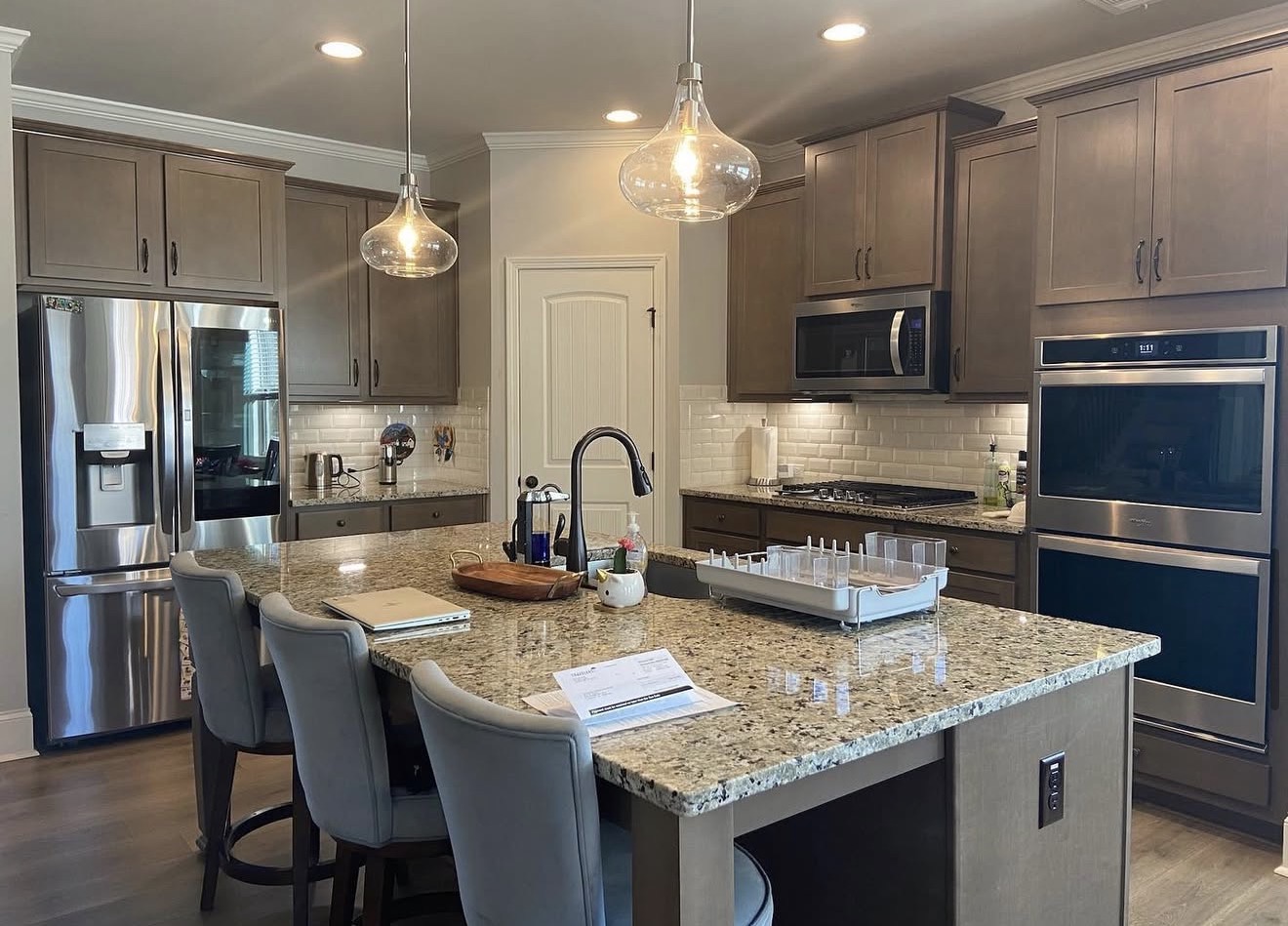 Cream granite kitchen remodel